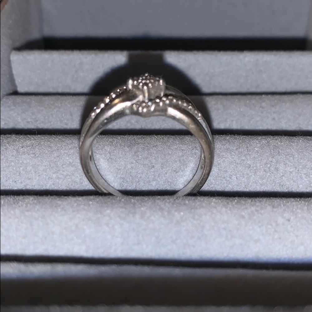 Silver ring - Picture 3 of 3
